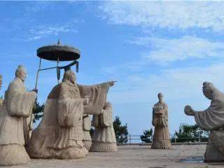 景區(qū)11年不執(zhí)行國家發(fā)改委景區(qū)免票政策為哪般?